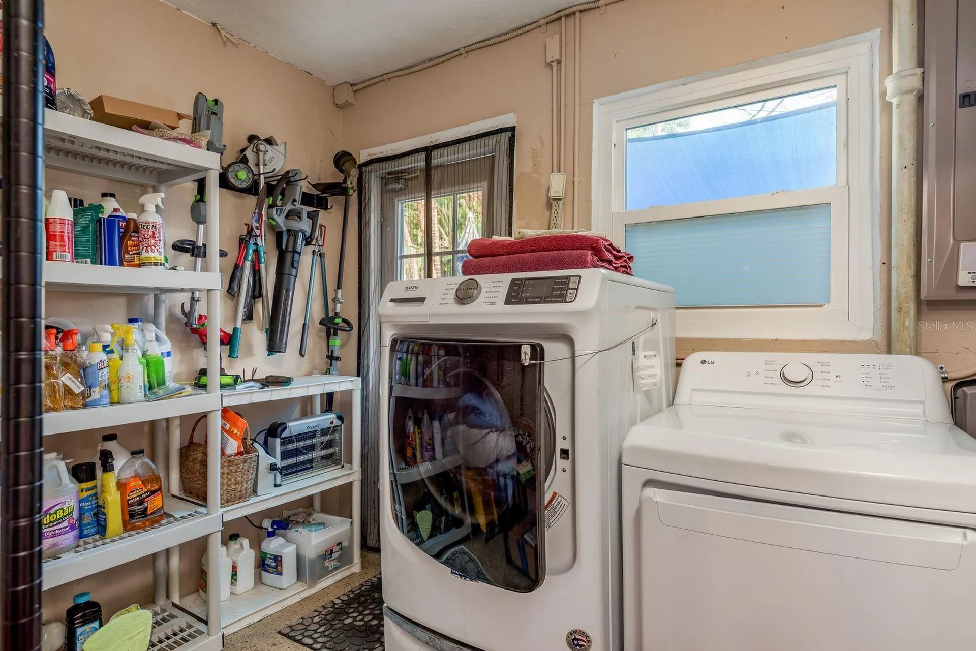 6377 13th Avenue N St Petersburg FL 33710