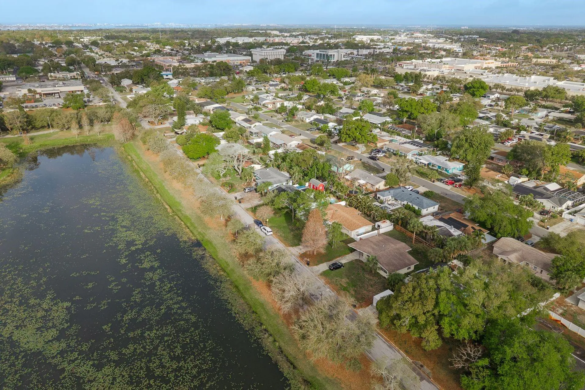 6377 13th Avenue N St Petersburg FL 33710