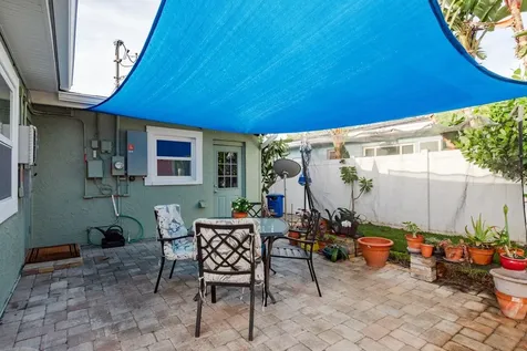 6377 13th Avenue N St Petersburg FL 33710