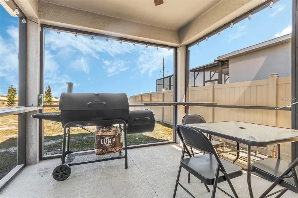 495 Overpool Avenue Davenport FL 33896