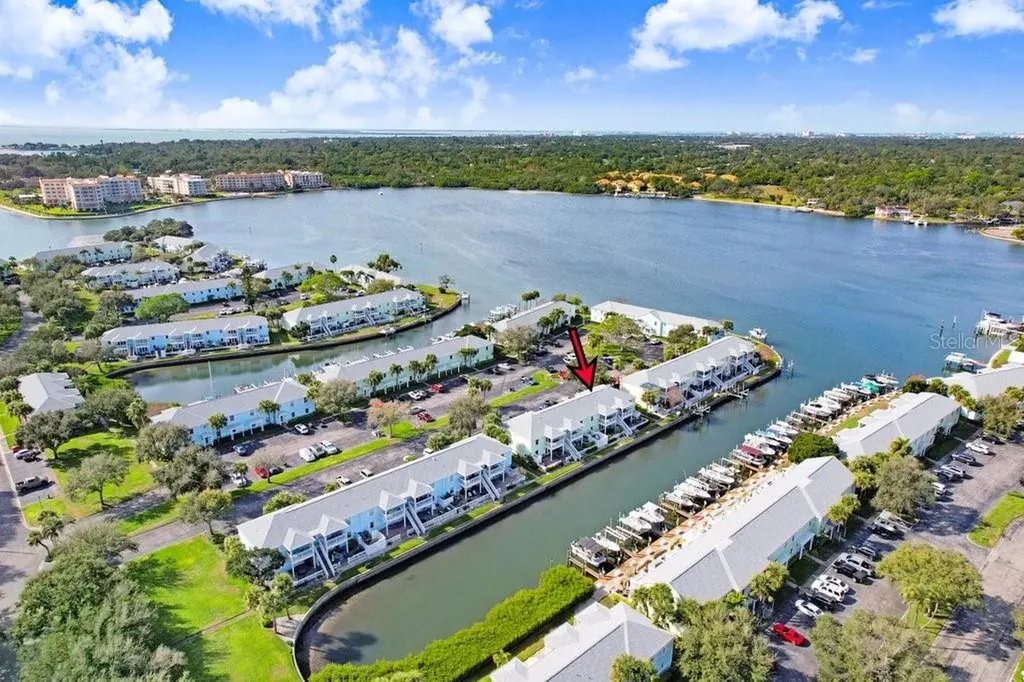 5012 Starfish Drive SE St Petersburg FL 33705