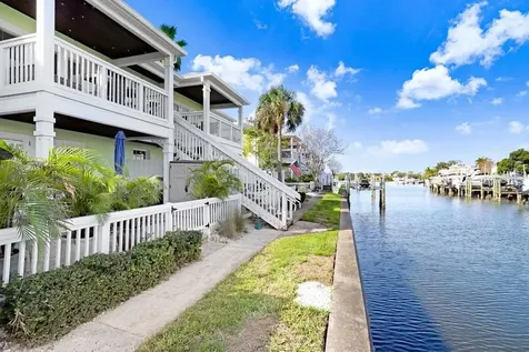 5012 Starfish Drive SE St Petersburg FL 33705