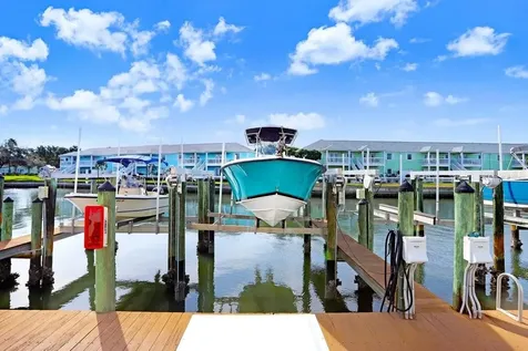 5012 Starfish Drive SE St Petersburg FL 33705