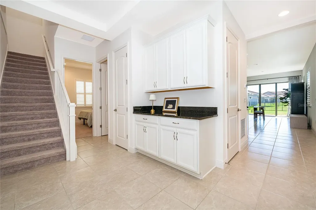 8124 Mabury Lane Orlando FL 32832
