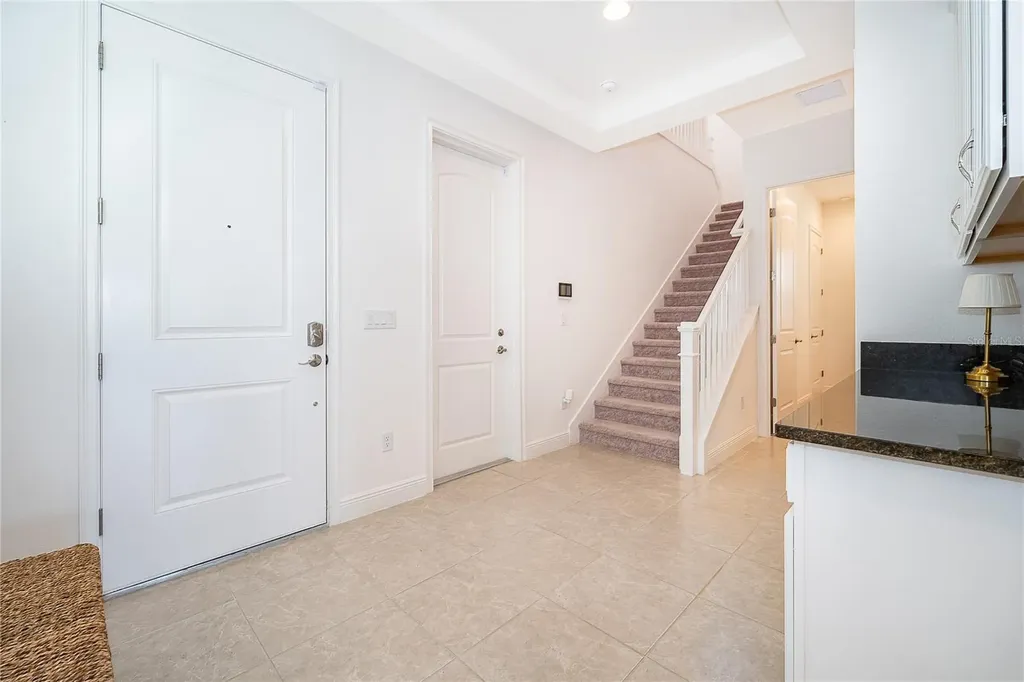 8124 Mabury Lane Orlando FL 32832