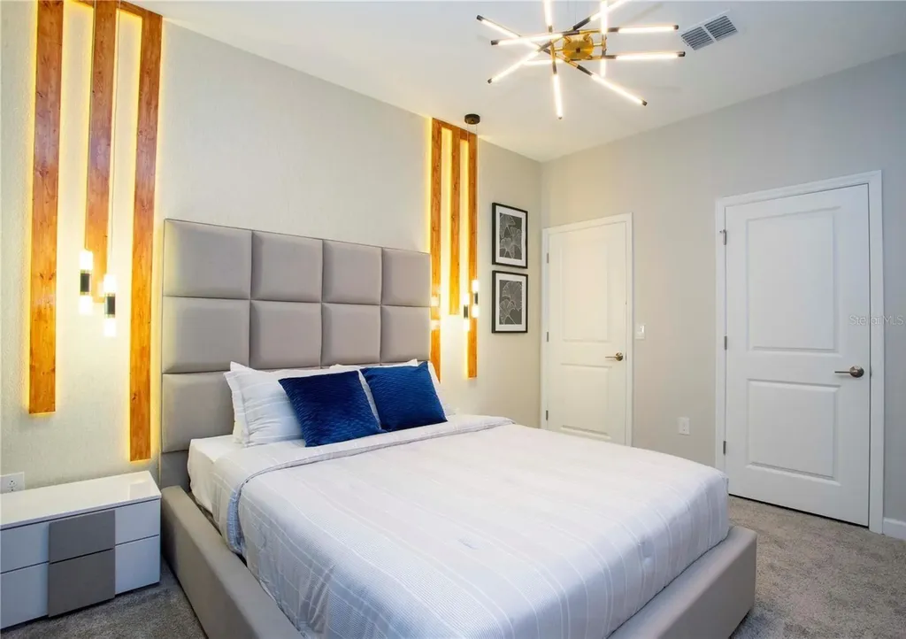 4289 Paragraph Drive Kissimmee FL 34746