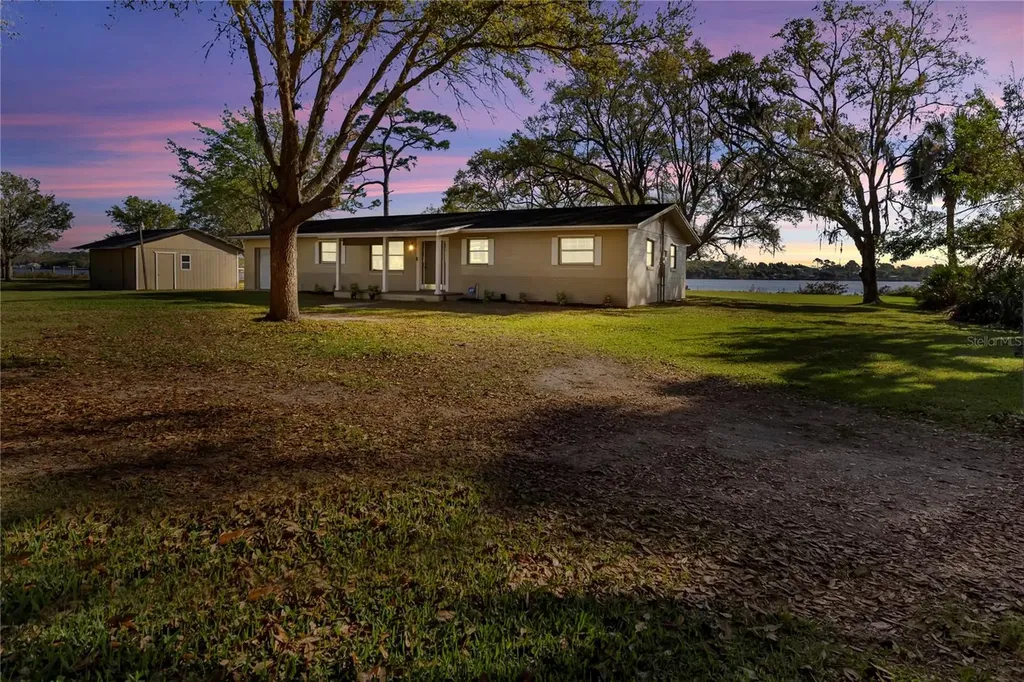 2005 Bayview Drive New Smyrna Beach FL 32168