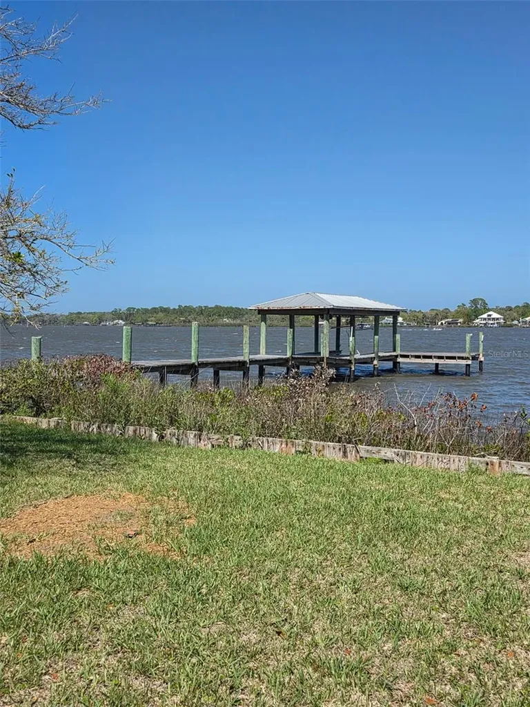 2005 Bayview Drive New Smyrna Beach FL 32168