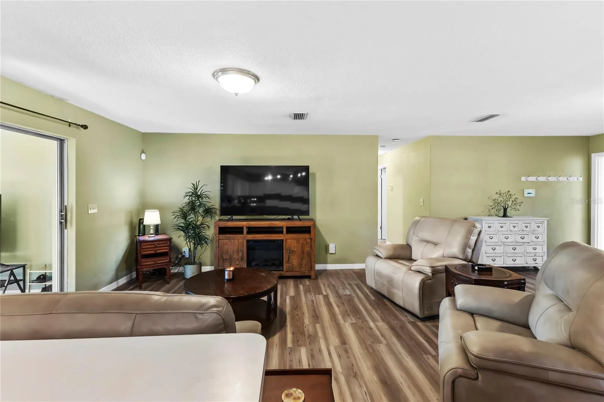 2005 Bayview Drive New Smyrna Beach FL 32168