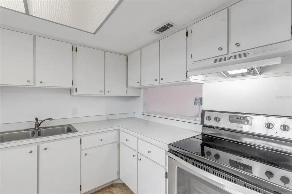 325 N Causeway New Smyrna Beach FL 32169