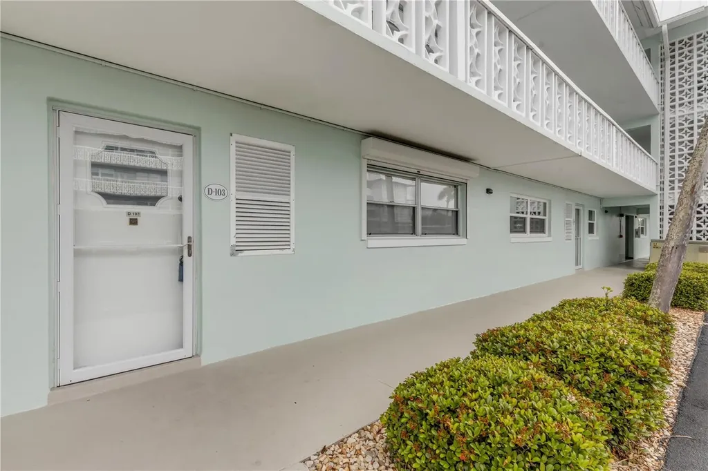 325 N Causeway New Smyrna Beach FL 32169