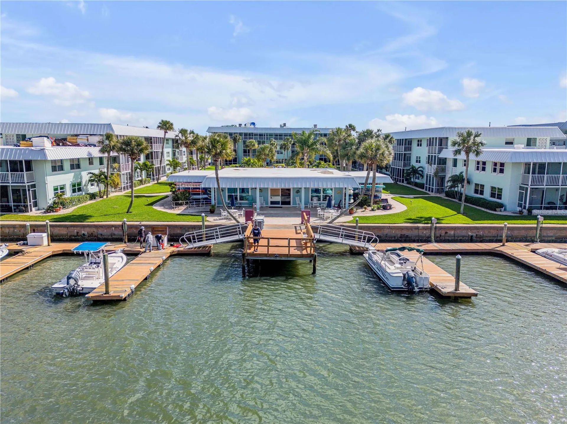 325 N Causeway New Smyrna Beach FL 32169