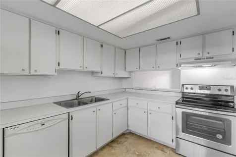 325 N Causeway New Smyrna Beach FL 32169