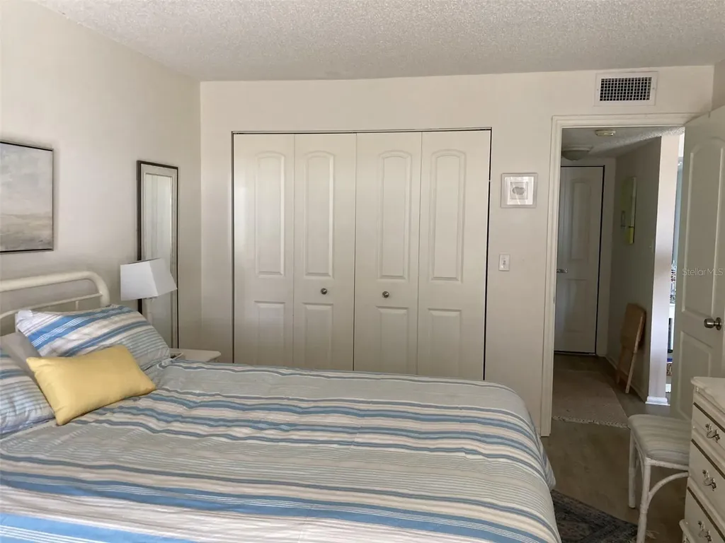 304 47th Avenue Drive W Bradenton FL 34207