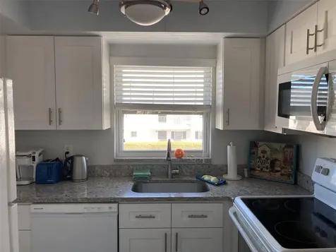 304 47th Avenue Drive W Bradenton FL 34207