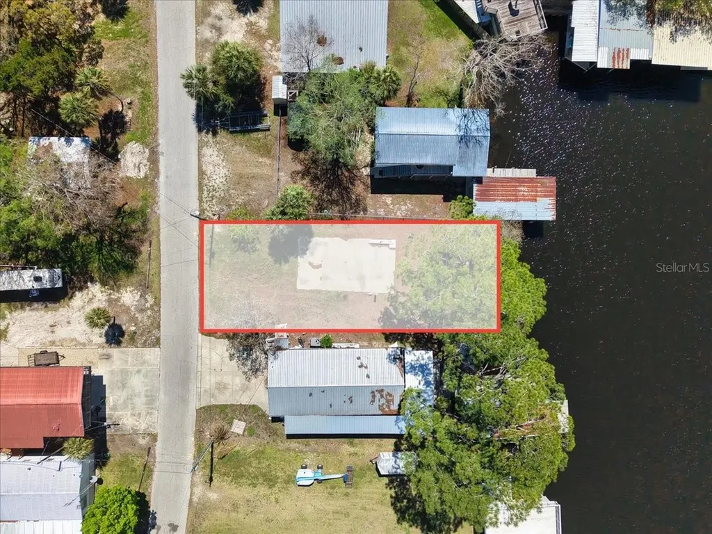 000 SE SE 241 Street Old Town FL 32680