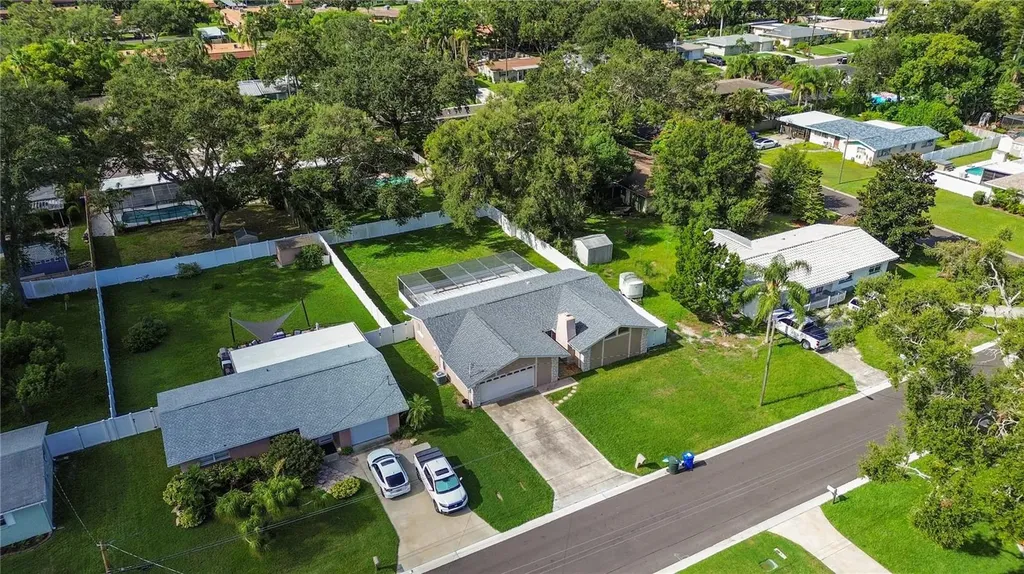 2021 Valley Drive Dunedin FL 34698
