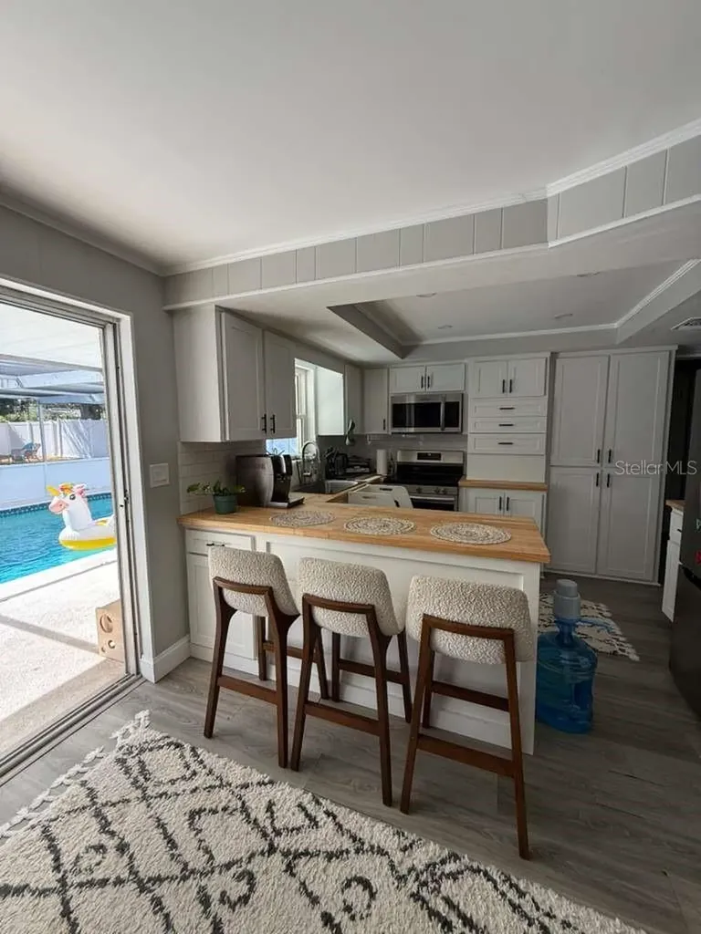 2021 Valley Drive Dunedin FL 34698