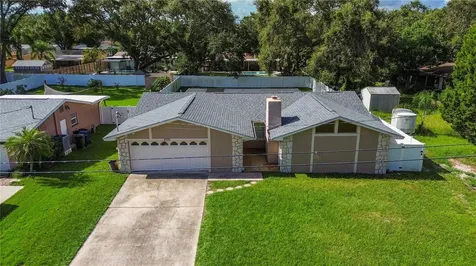 2021 Valley Drive Dunedin FL 34698