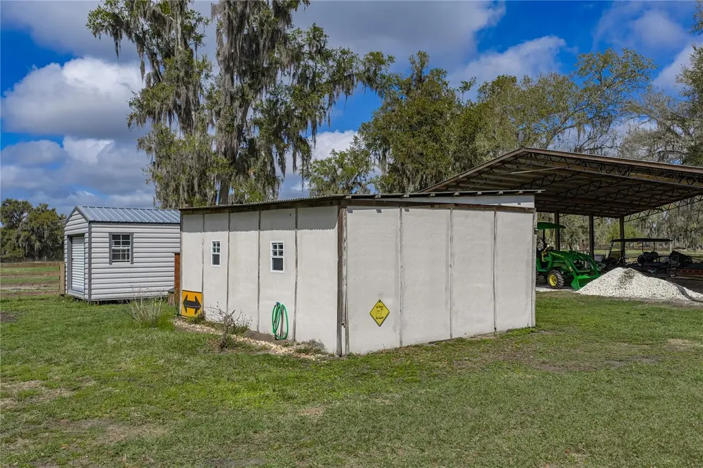 15131 Bellamy Brothers Boulevard Dade City FL 33525