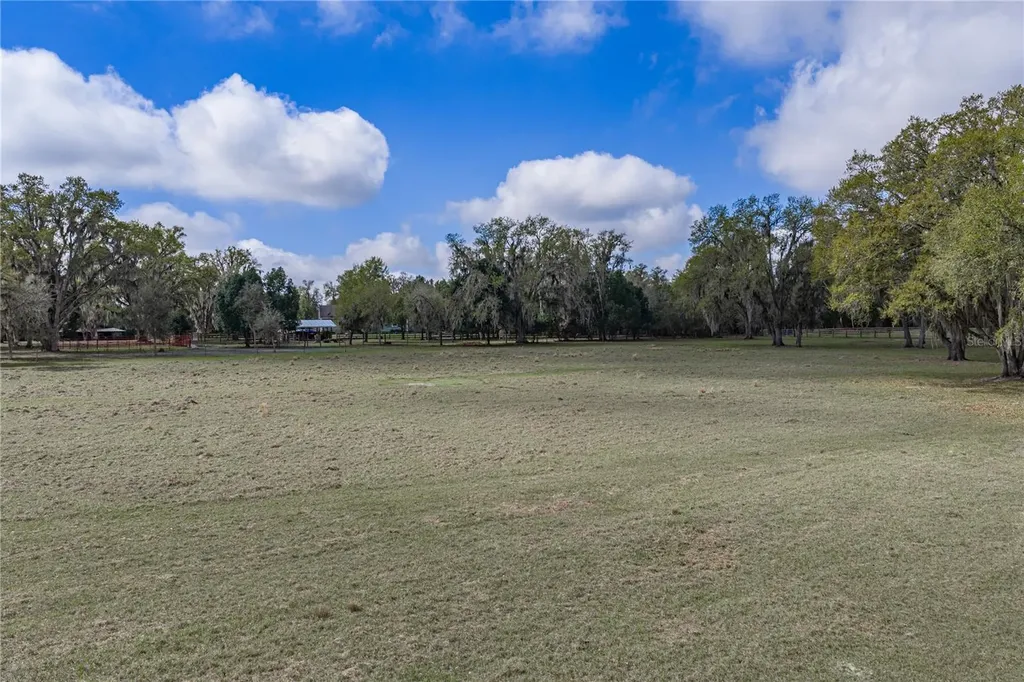 15131 Bellamy Brothers Boulevard Dade City FL 33525