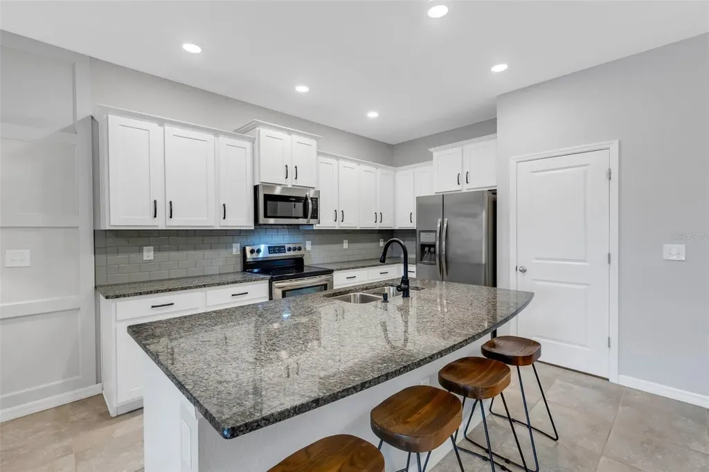 2471 Midnight Pearl Drive Sarasota FL 34240