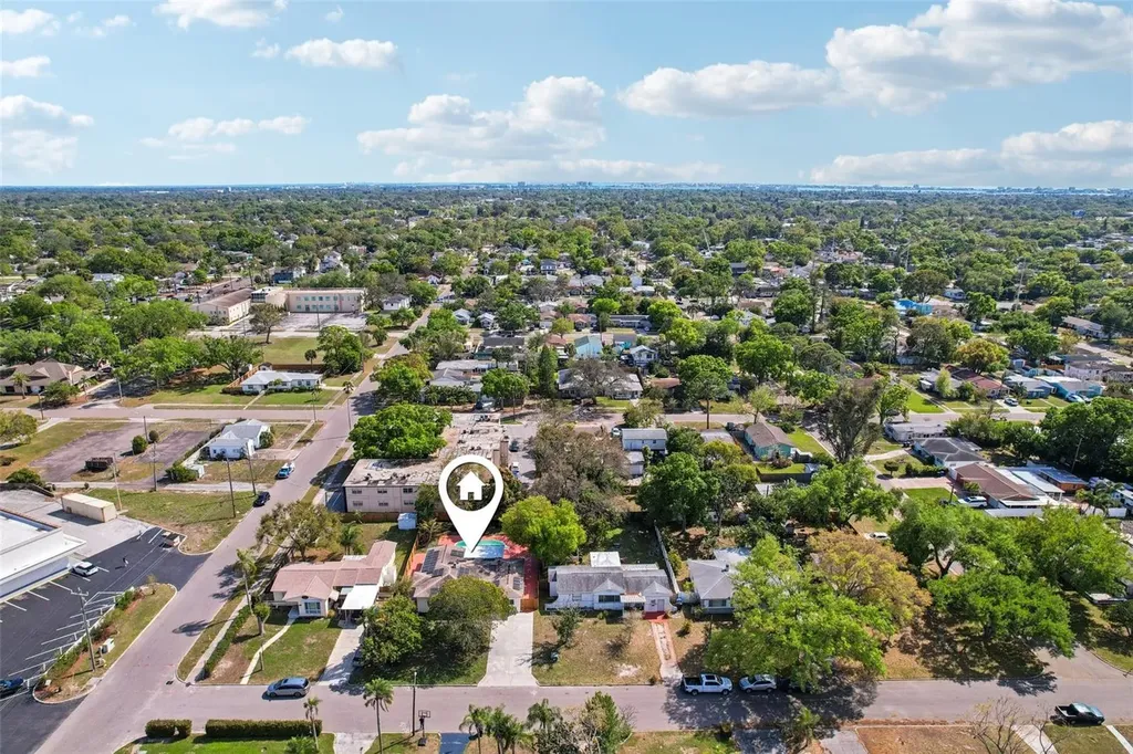5010 8th Avenue N St Petersburg FL 33710