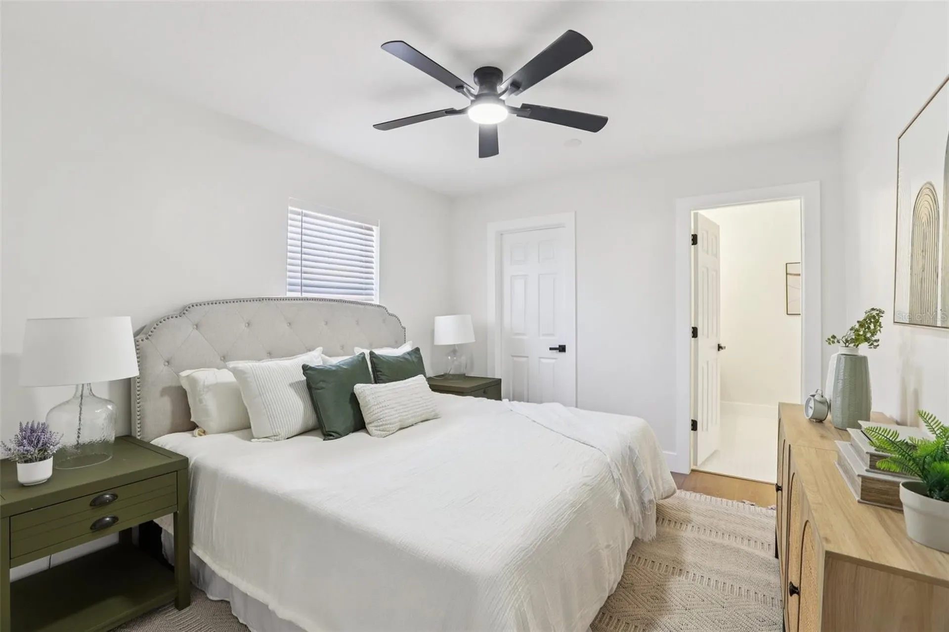 5010 8th Avenue N St Petersburg FL 33710