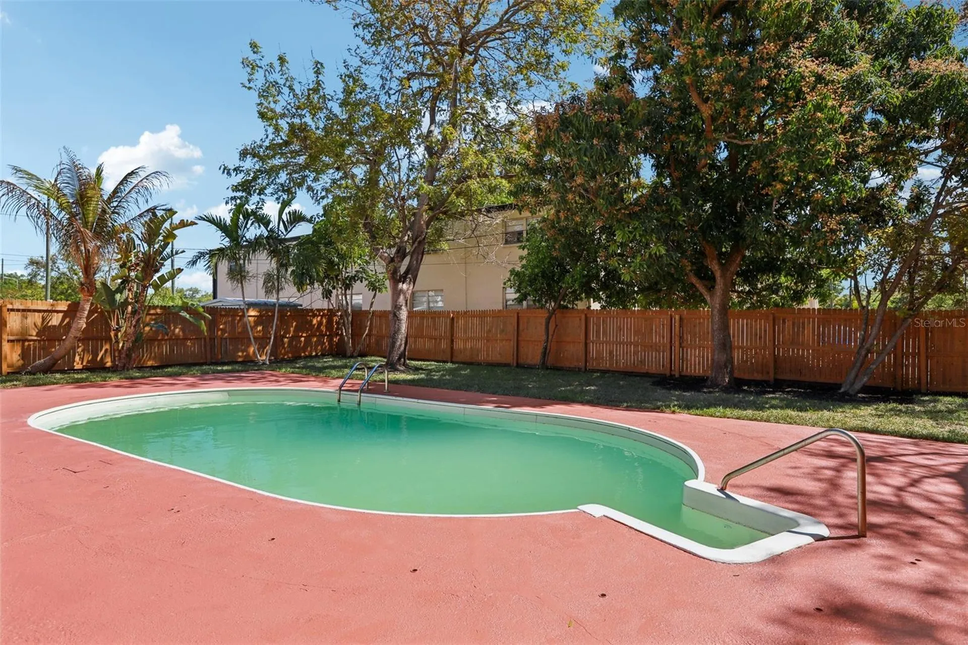 5010 8th Avenue N St Petersburg FL 33710