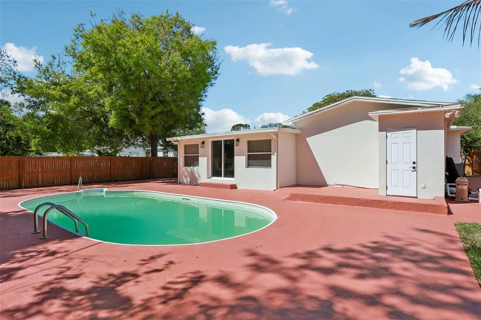 5010 8th Avenue N St Petersburg FL 33710
