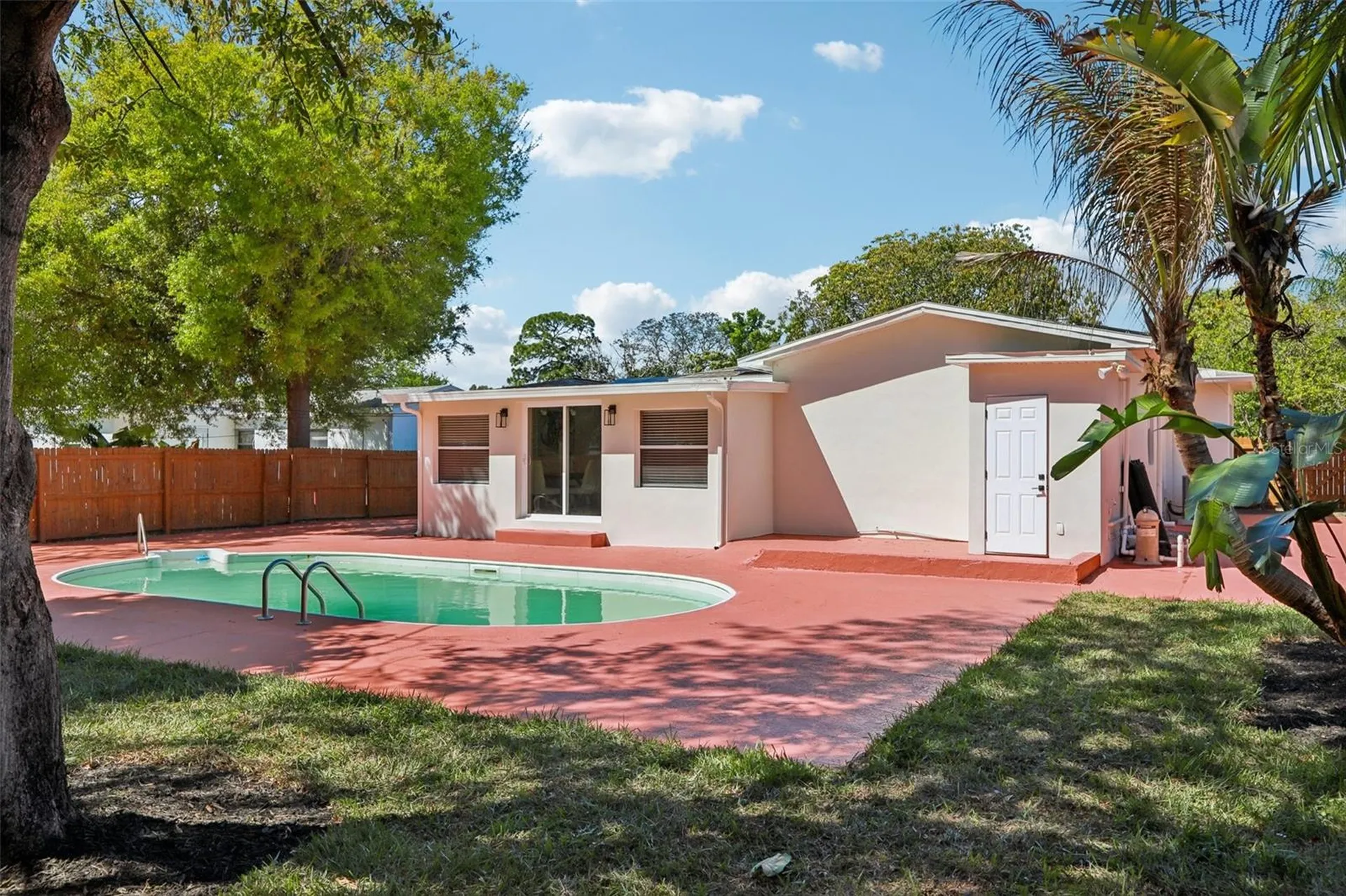 5010 8th Avenue N St Petersburg FL 33710