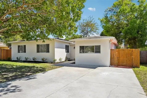 5010 8th Avenue N St Petersburg FL 33710