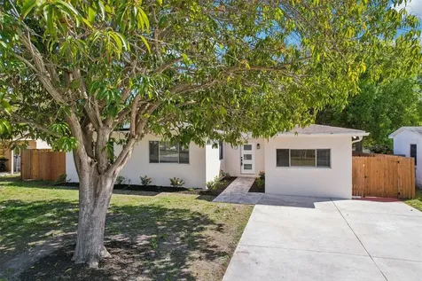 5010 8th Avenue N St Petersburg FL 33710
