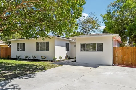 5010 8th Avenue N St Petersburg FL 33710