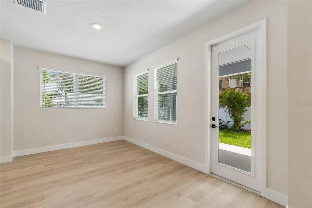 2916 W Ellis Drive Tampa FL 33611