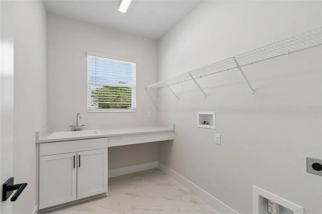 2916 W Ellis Drive Tampa FL 33611