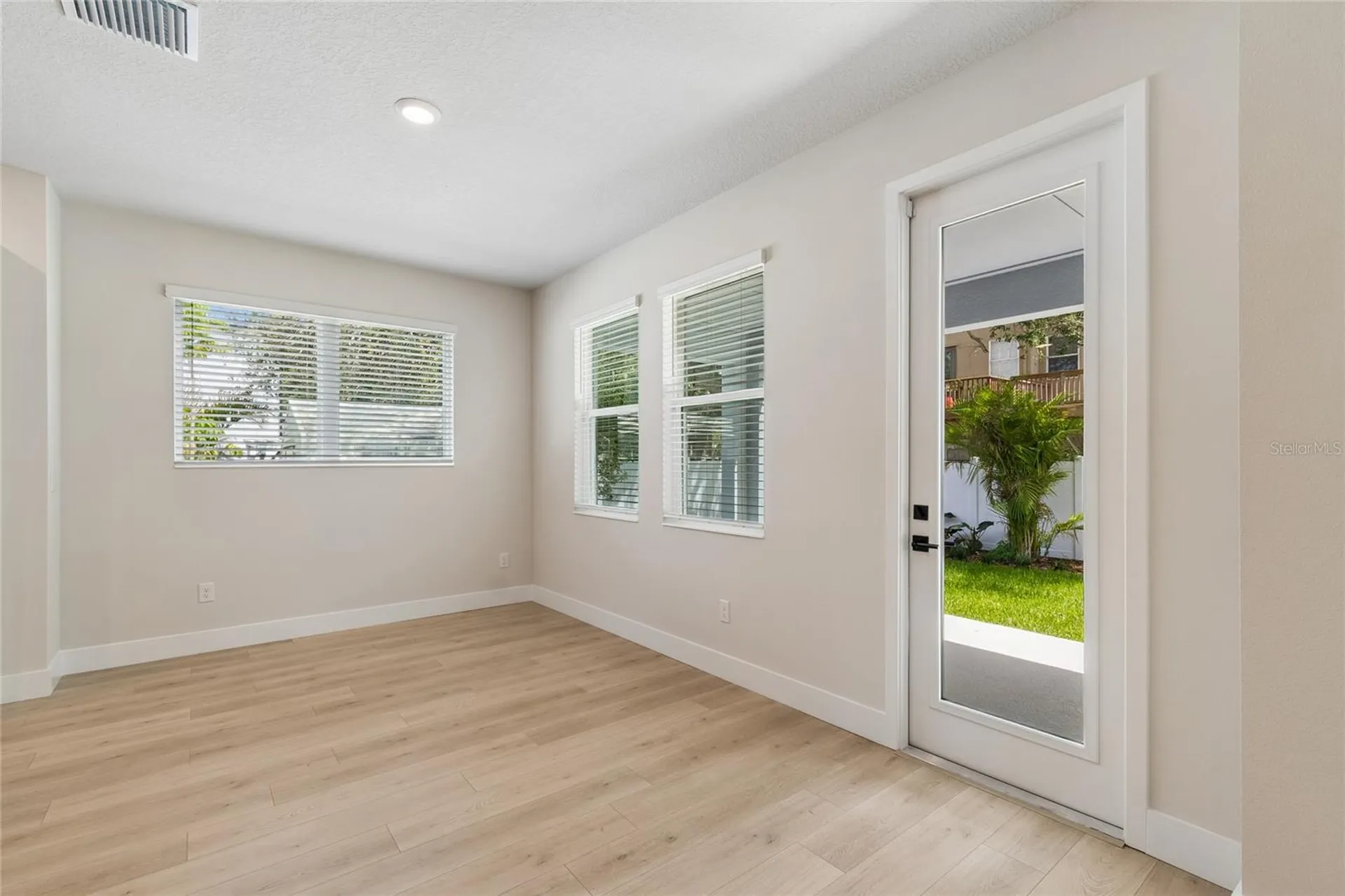 2916 W Ellis Drive Tampa FL 33611