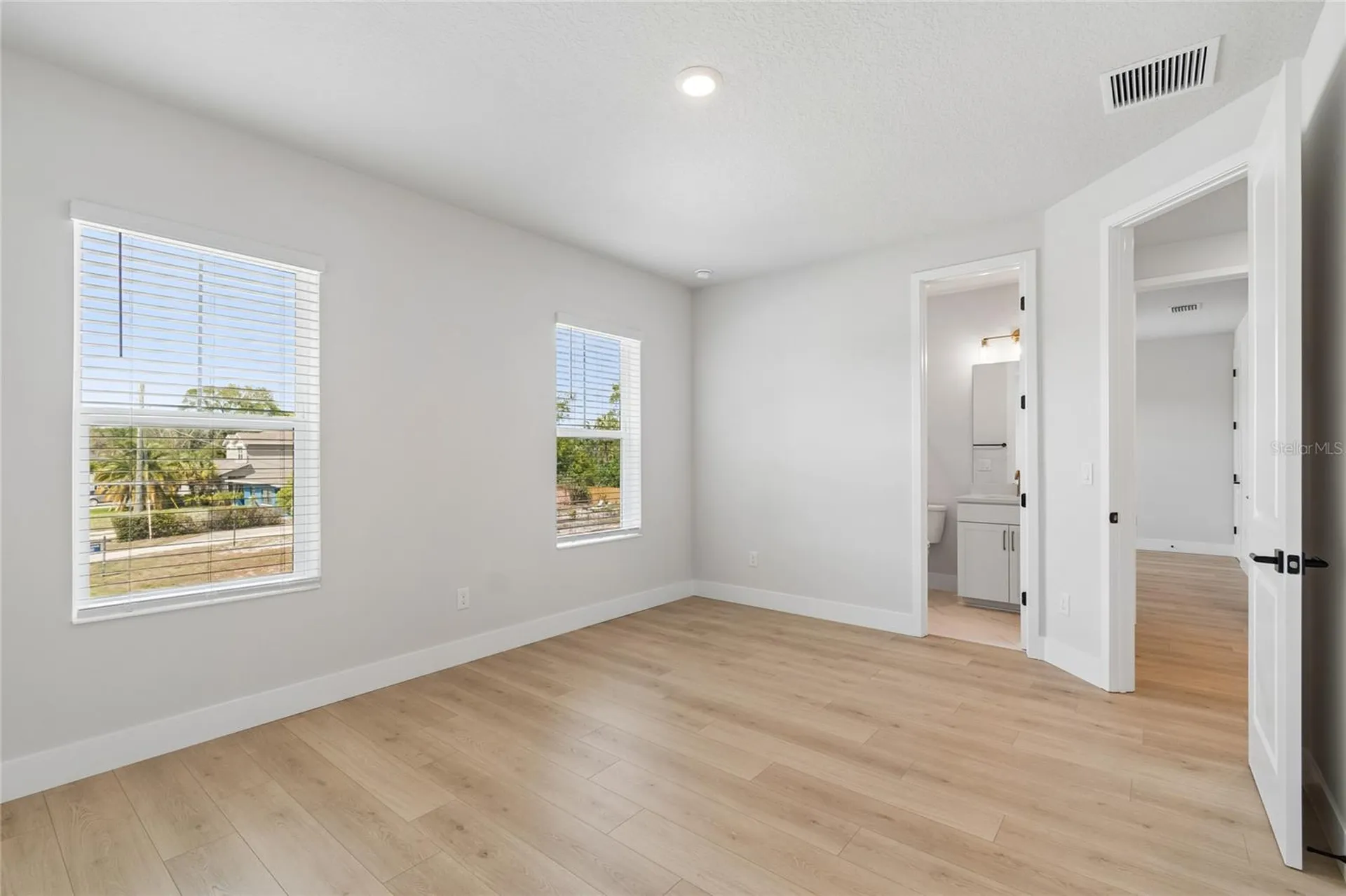 2916 W Ellis Drive Tampa FL 33611
