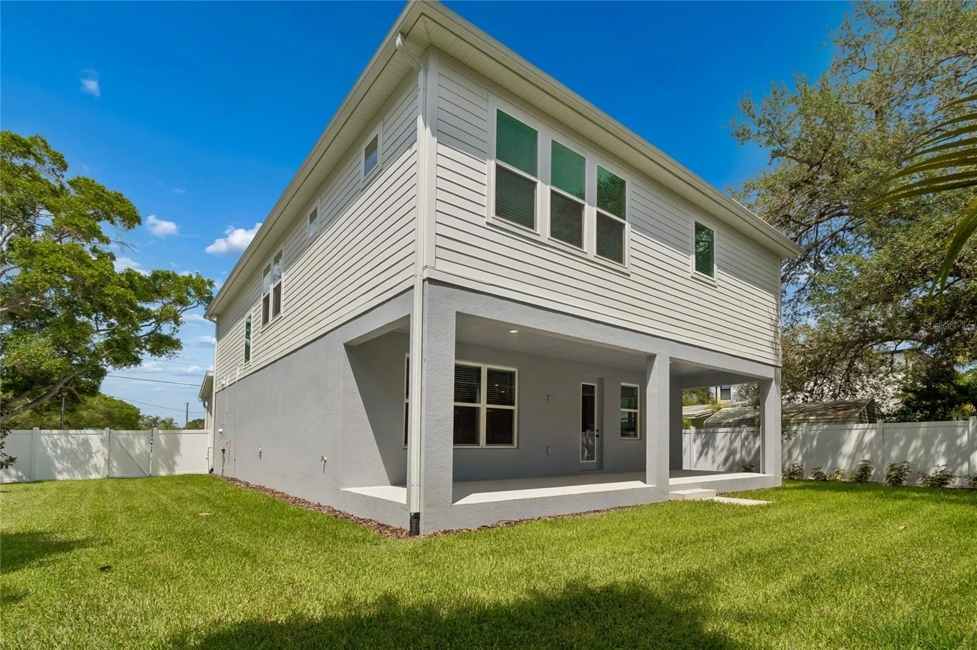 2916 W Ellis Drive Tampa FL 33611