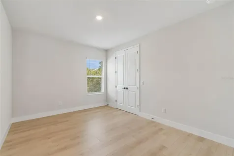 2916 W Ellis Drive Tampa FL 33611