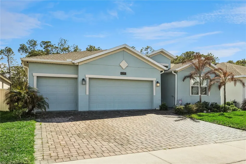 6282 Lakepine Street St Cloud FL 34771