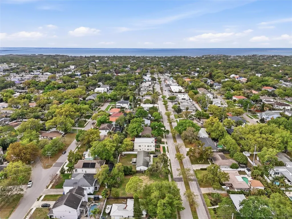 4104 W El Prado Boulevard Tampa FL 33629
