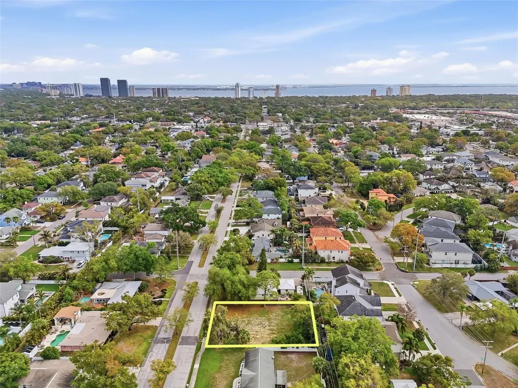 4104 W El Prado Boulevard Tampa FL 33629