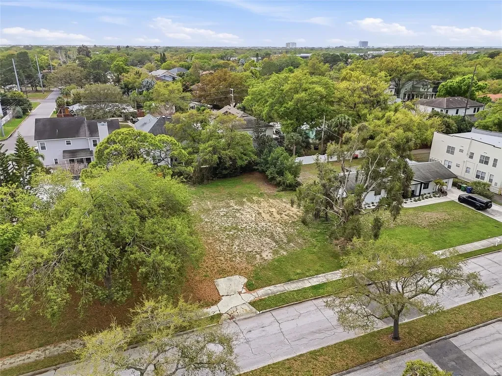 4104 W El Prado Boulevard Tampa FL 33629