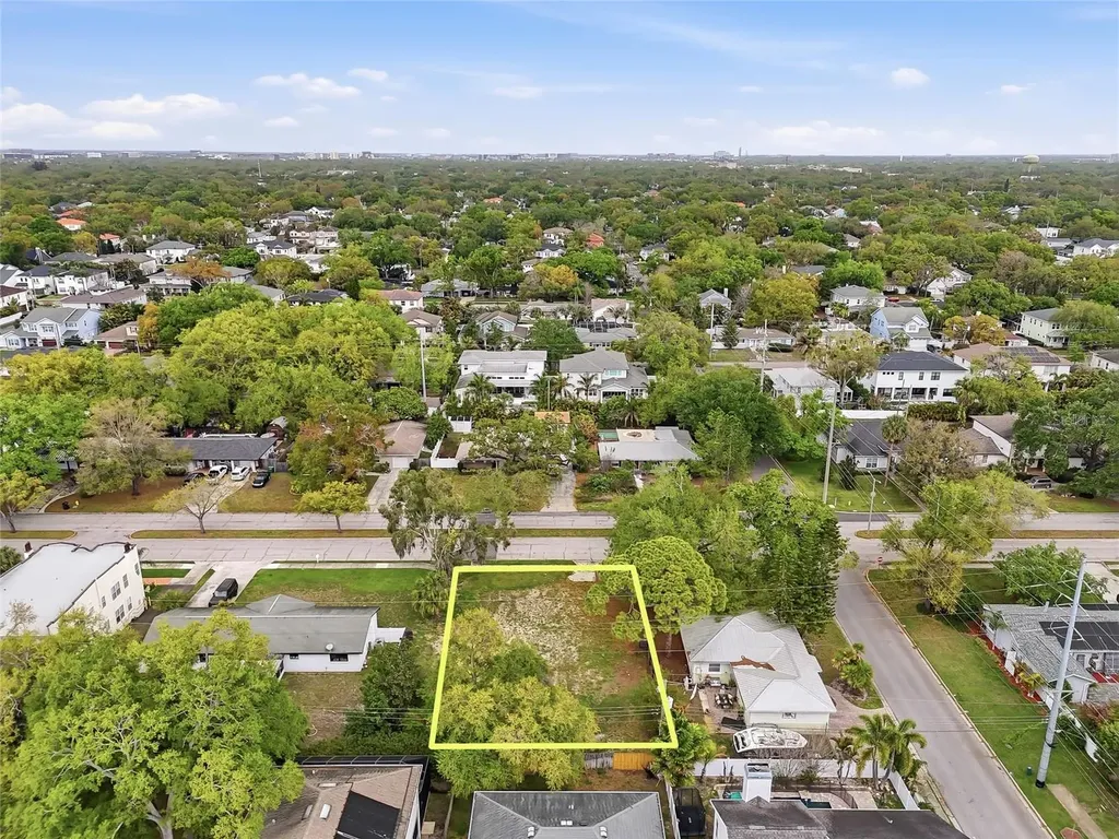 4104 W El Prado Boulevard Tampa FL 33629