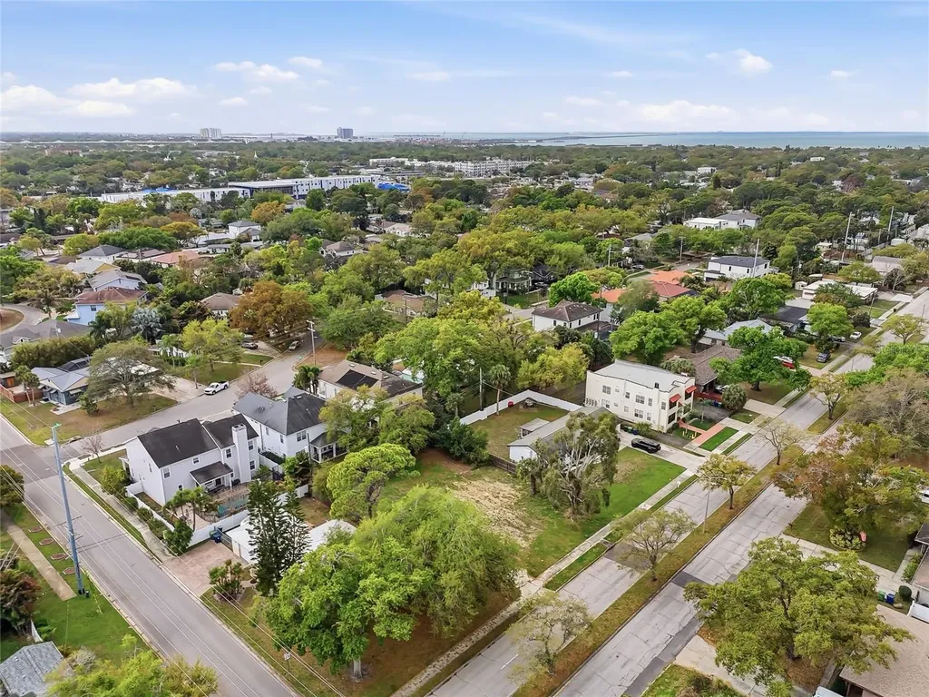 4104 W El Prado Boulevard Tampa FL 33629