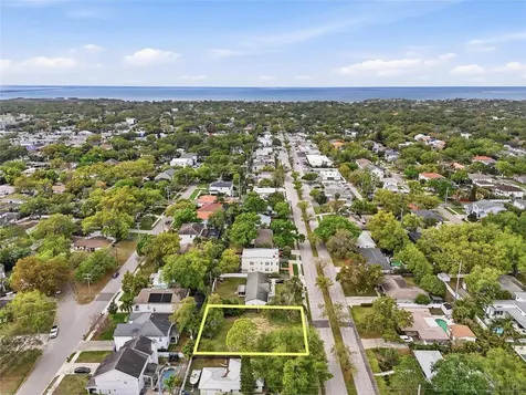 4104 W El Prado Boulevard Tampa FL 33629