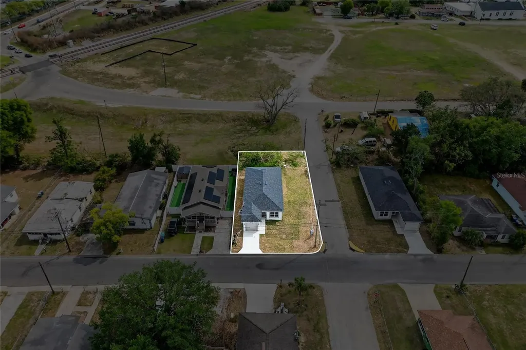 1003 Avenue A Haines City FL 33844