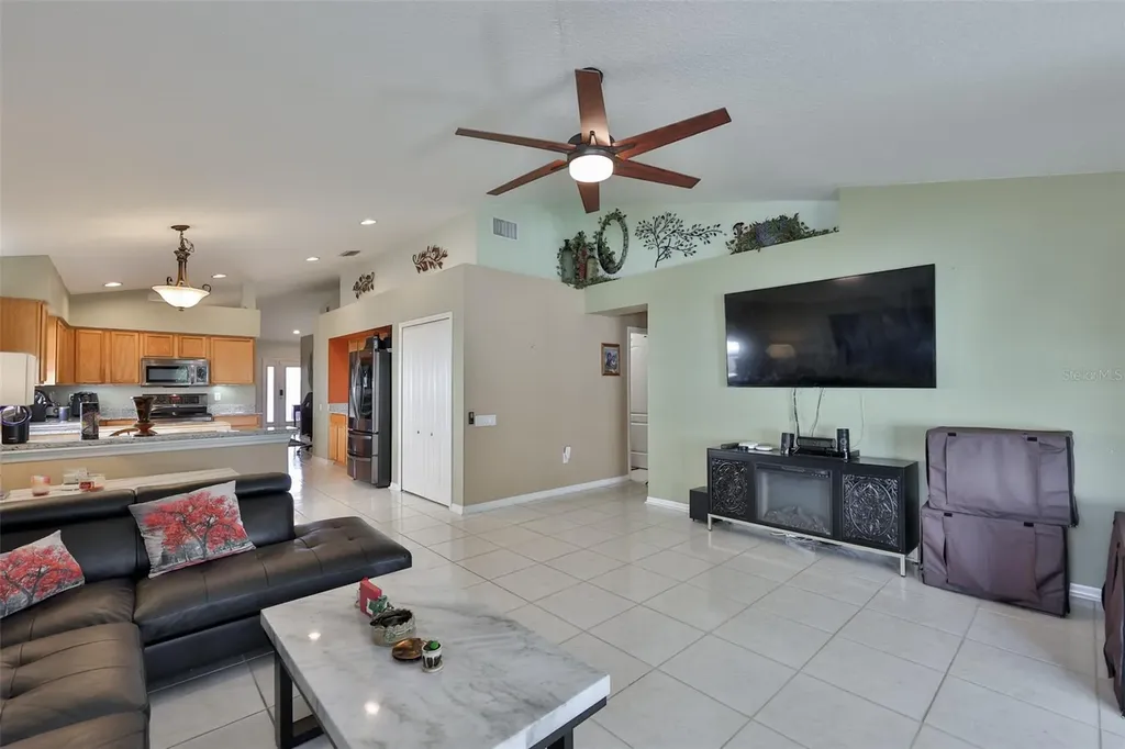 942 Ridge Haven Drive Brandon FL 33511
