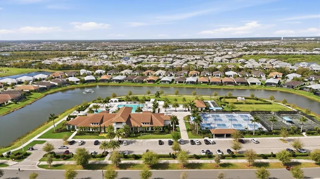 4939 Carova Way Bradenton FL 34211
